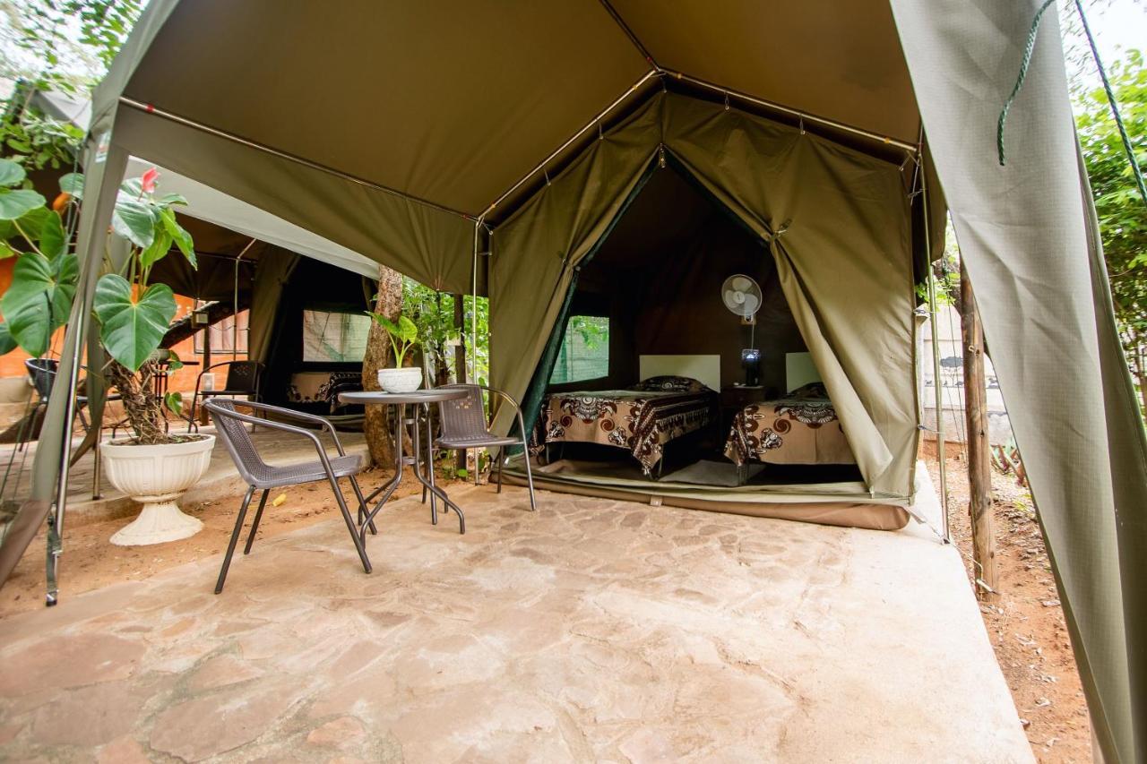 Victoria Falls Backpackers Lodge Экстерьер фото